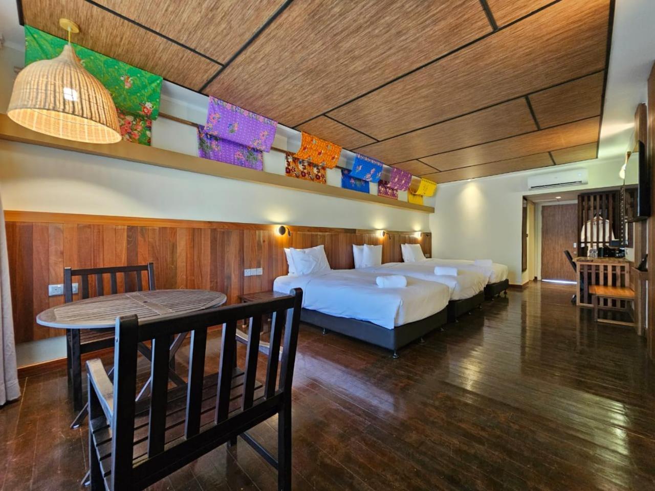 Borneo Beach & Mangrove Resort Tuaran Ngoại thất bức ảnh