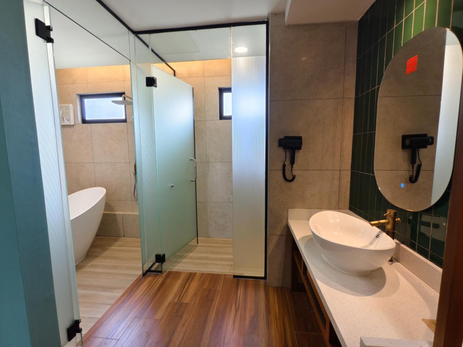 Borneo Beach & Mangrove Resort Tuaran Ngoại thất bức ảnh