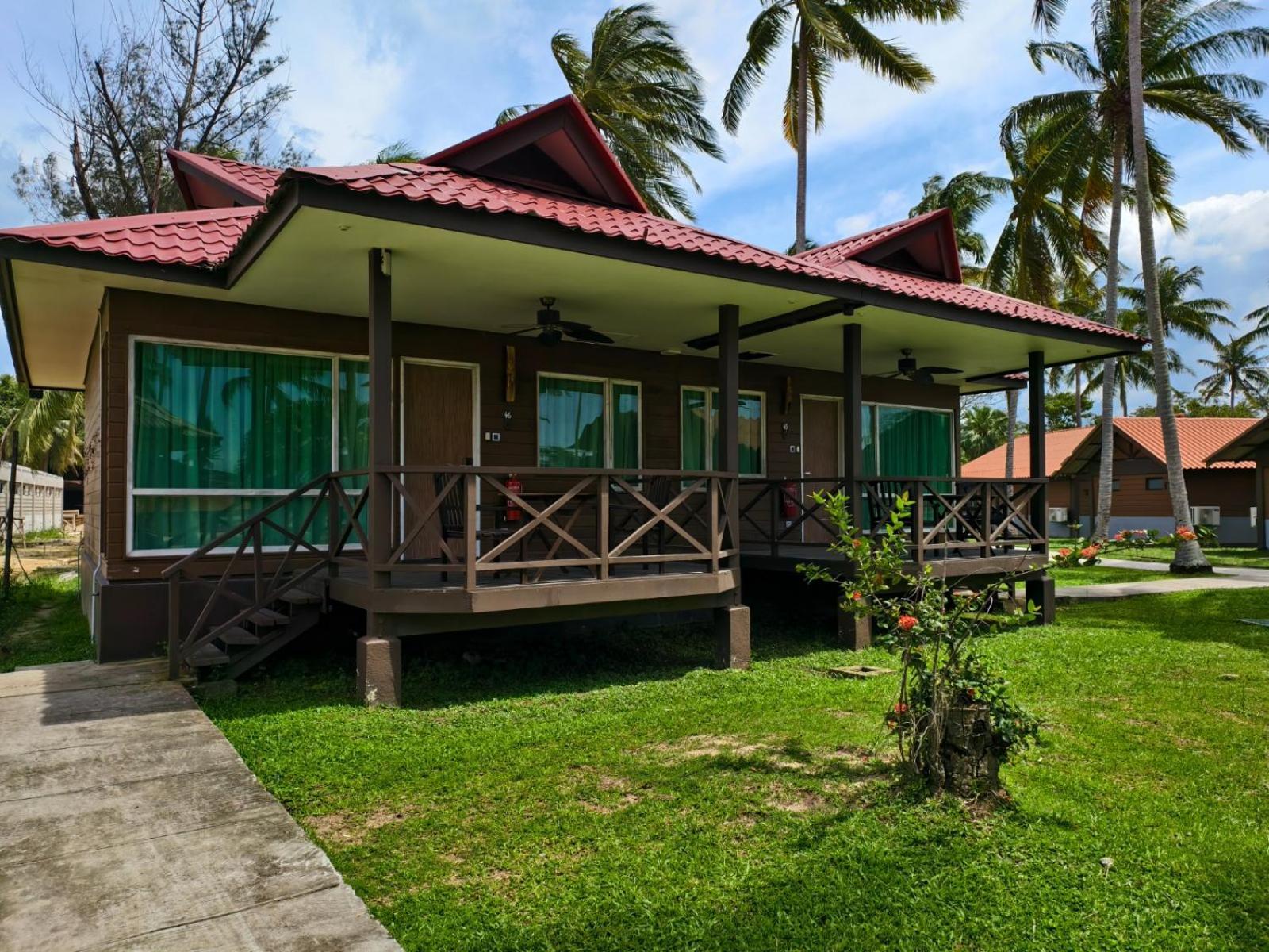 Borneo Beach & Mangrove Resort Tuaran Ngoại thất bức ảnh