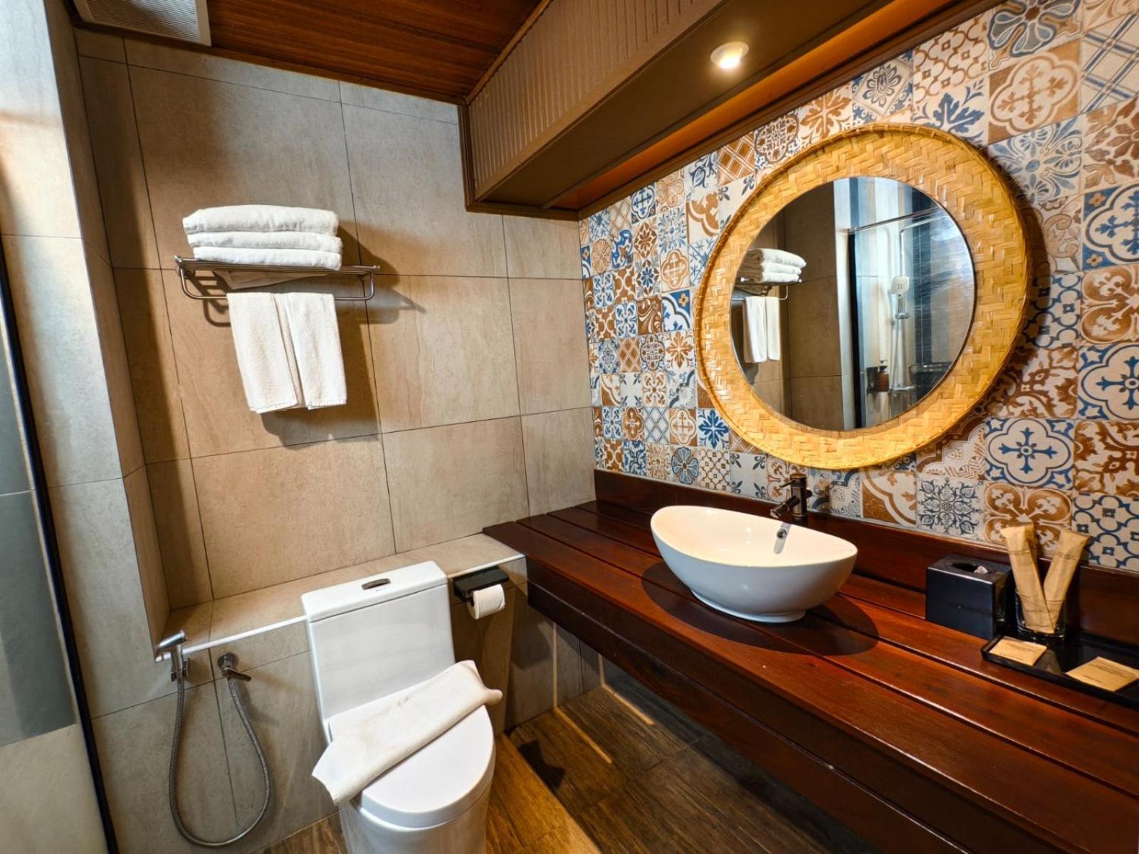 Borneo Beach & Mangrove Resort Tuaran Ngoại thất bức ảnh